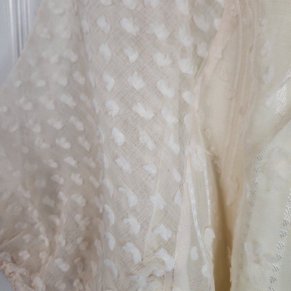 Umgee Cream Swiss Dot Puff Sleeve Blouse LG NWT Cottage Boho Shabby Chic Summer - Picture 3 of 8